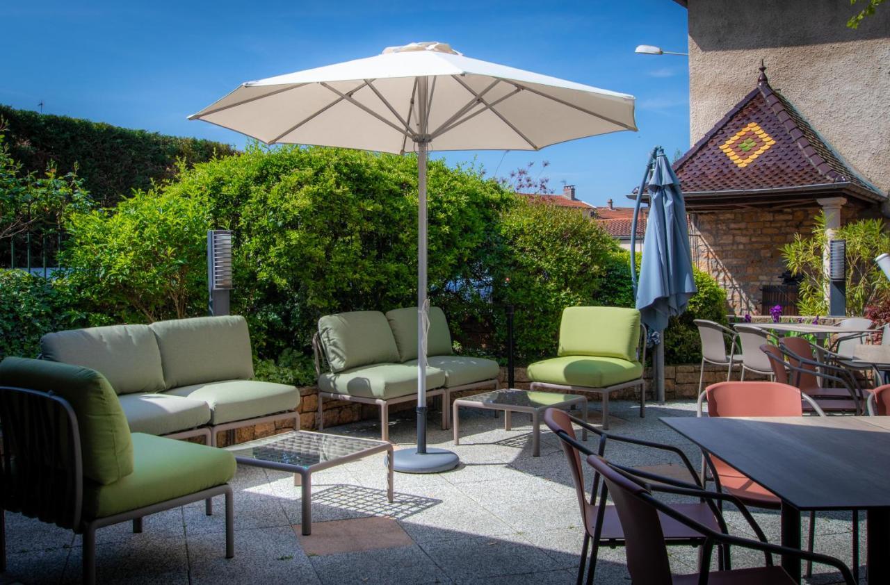 Hotel Logis Tante Yvonne&son Restaurant Semi-gastronomique - Lyon Nord Quincieux